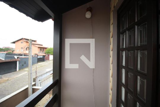 Sacada de casa para alugar com 4 quartos, 260m² em Costa E Silva, Porto Alegre