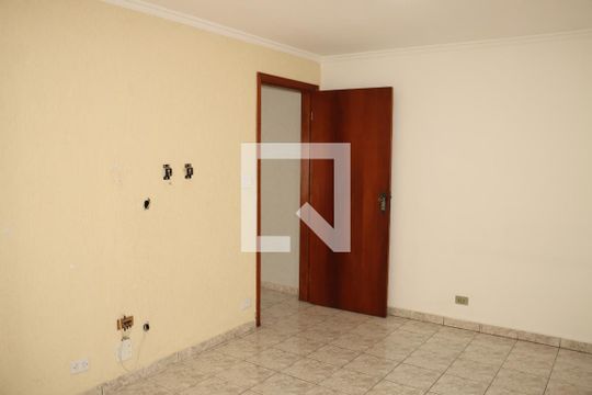 Casa para alugar com 2 quartos, 100m² em Vila Ema, São Paulo
