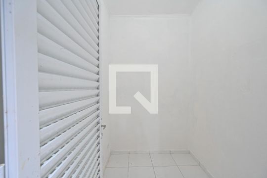 Quarto de Serviço de casa para alugar com 3 quartos, 100m² em Mirandópolis, São Paulo