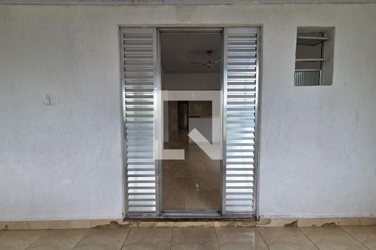 Varanda de casa para alugar com 3 quartos, 140m² em Jardim Trevo, Praia Grande