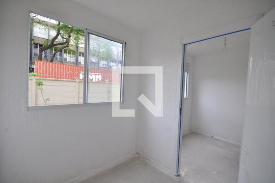 Quarto 2 de apartamento para alugar com 2 quartos, 32m² em Parque Novo Mundo, São Paulo