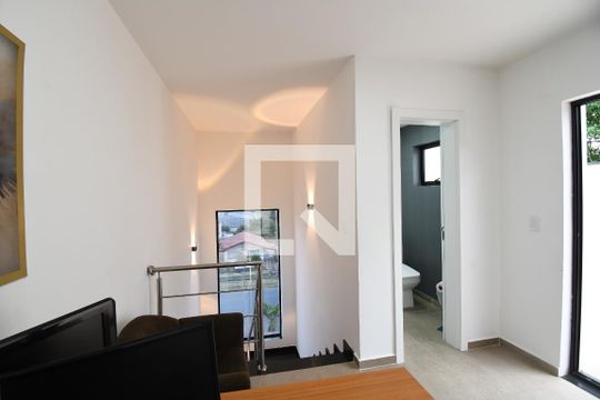 Casa para alugar com 3 quartos, 144m² em Bacacheri, Curitiba
