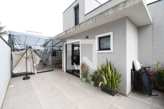 Casa para alugar com 3 quartos, 144m² em Bacacheri, Curitiba