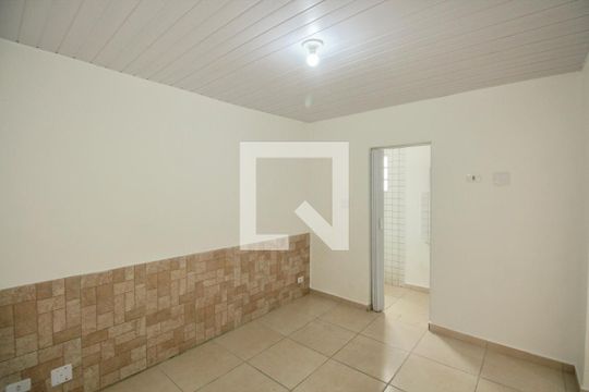 Sala/Quarto de casa de condomínio para alugar com 1 quarto, 30m² em Macuco, Santos
