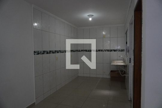 Casa de Condomínio à venda com 2 quartos, 68m² em Itaquera, São Paulo