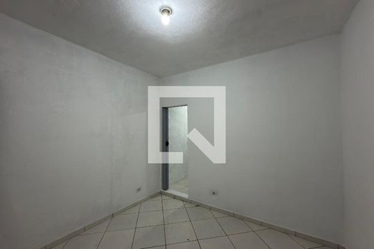 Casa para alugar com 1 quarto, 60m² em Montanhão, São Bernardo do Campo