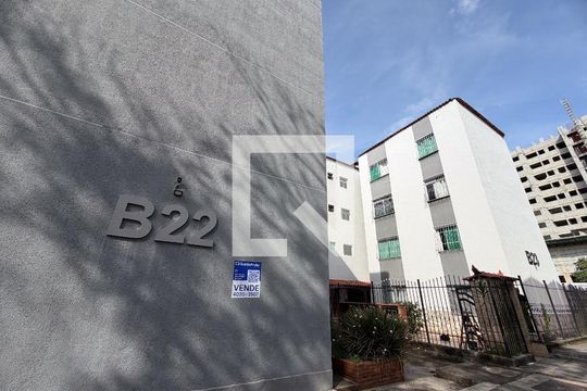 Apartamento à venda com 2 quartos, 65m² em Diamante, Contagem