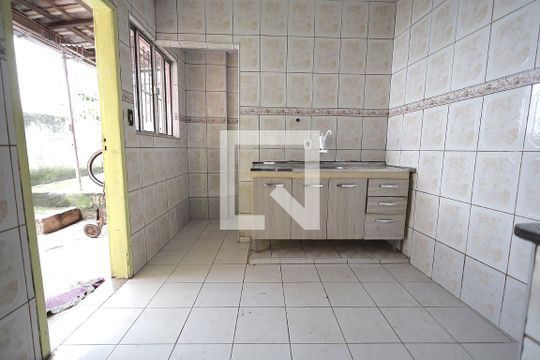 Cozinha de casa para alugar com 3 quartos, 150m² em Vila Lucinda, Santo André