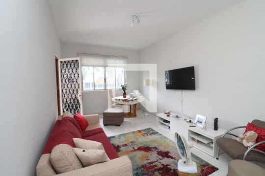 Sala de casa para alugar com 2 quartos, 135m² em Portuguesa, Rio de Janeiro