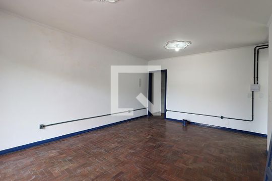 Casa para alugar com 3 quartos, 170m² em São Geraldo, Porto Alegre
