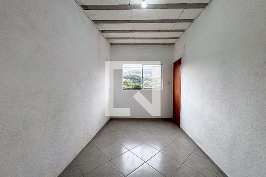 Casa para alugar com 2 quartos, 107m² em Bonsucesso, Contagem