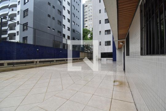 Apartamento à venda com 3 quartos, 123m² em Água Verde, Curitiba