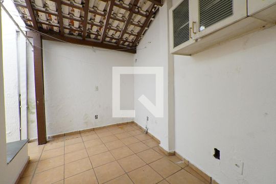 Quintal de casa para alugar com 3 quartos, 100m² em Bosque da Saúde, São Paulo