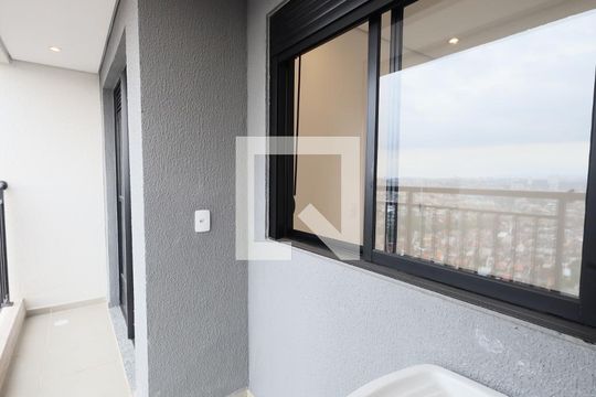 Área de Serviço de apartamento para alugar com 2 quartos, 38m² em Rochdale, Osasco