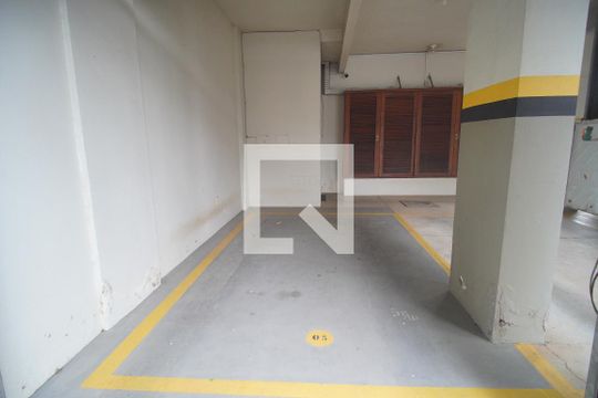 garagem de apartamento à venda com 2 quartos, 87m² em Vila Nova, Novo Hamburgo