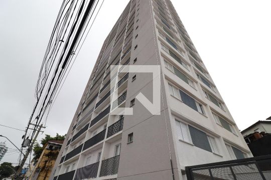 Fachada do condomínio de apartamento para alugar com 2 quartos, 40m² em Vila Marari, São Paulo