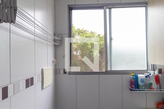 Área de Serviço de apartamento para alugar com 2 quartos, 49m² em Loteamento Parque São Martinho, Campinas