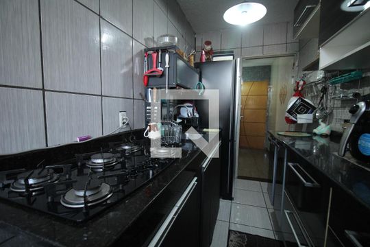 Cozinha e Área de Serviço de apartamento à venda com 2 quartos, 52m² em Riacho das Pedras, Contagem