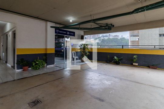 Apartamento à venda com 2 quartos, 55m² em Grajaú, Belo Horizonte