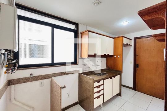 Apartamento para alugar com 2 quartos, 75m² em Leblon, Rio de Janeiro