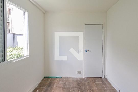 Apartamento para alugar com 2 quartos, 60m² em Jardim do Tiro, São Paulo