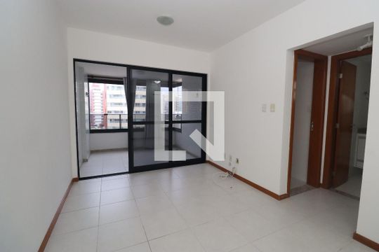 Apartamento para alugar com 1 quarto, 50m² em Pituba, Salvador