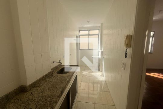 Cozinha de apartamento para alugar com 2 quartos, 64m² em Engenho de Dentro, Rio de Janeiro