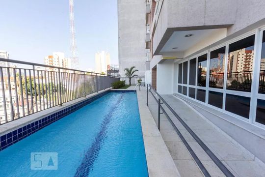 Piscina de apartamento para alugar com 1 quarto, 42m² em Sumarezinho, São Paulo