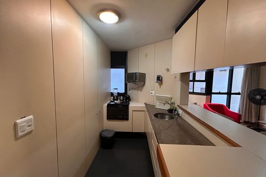 Cozinha de apartamento à venda com 1 quarto, 50m² em Campo Belo, São Paulo