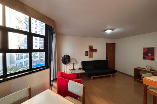 Sala  de apartamento para alugar com 1 quarto, 50m² em Campo Belo, São Paulo