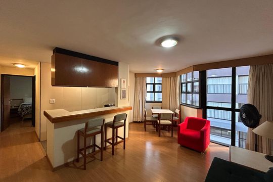 Sala  de apartamento para alugar com 1 quarto, 50m² em Campo Belo, São Paulo