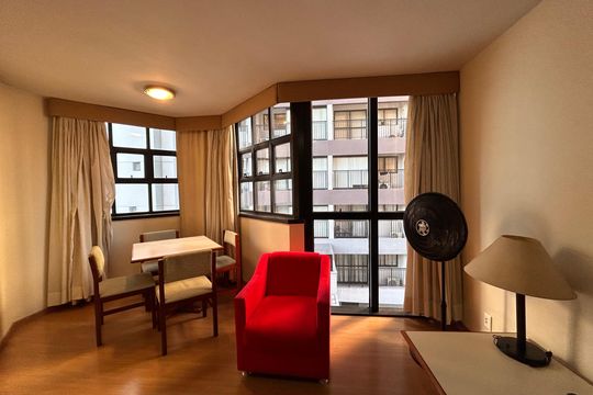 Sala  de apartamento para alugar com 1 quarto, 50m² em Campo Belo, São Paulo