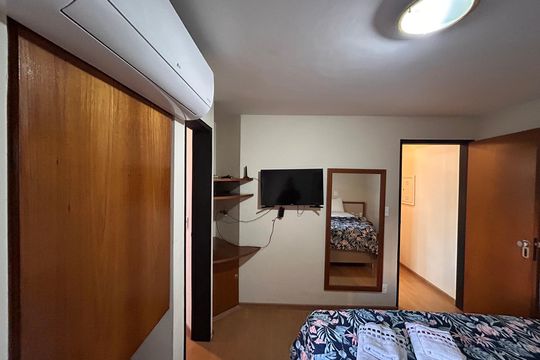 Quarto de apartamento à venda com 1 quarto, 50m² em Campo Belo, São Paulo