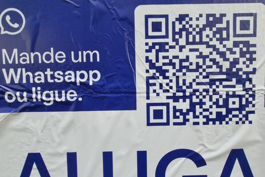 Placa de kitnet/studio para alugar com 1 quarto, 20m² em Centro, São Paulo