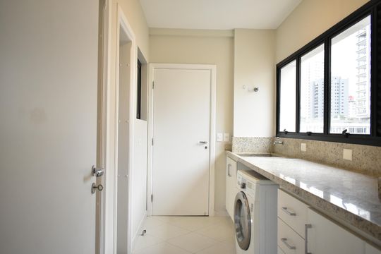 Área de Serviço de apartamento para alugar com 4 quartos, 280m² em Vila Clementino, São Paulo