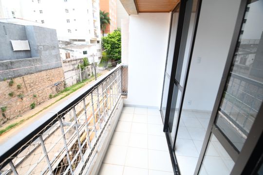 Sacada da Sala de apartamento à venda com 1 quarto, 51m² em Centro, Campinas