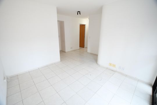 Sala de apartamento à venda com 1 quarto, 51m² em Centro, Campinas