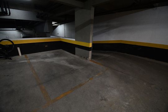 Garagem de apartamento à venda com 1 quarto, 51m² em Centro, Campinas