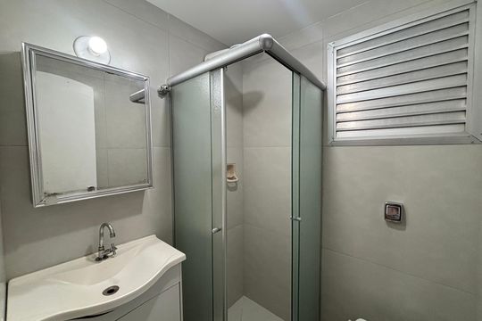 Banheiro  de apartamento para alugar com 1 quarto, 40m² em Jardim Paulista, São Paulo