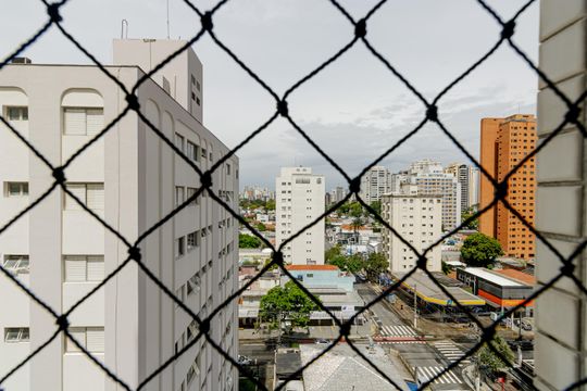 Vista quarto 2 de apartamento à venda com 3 quartos, 132m² em Moema, São Paulo