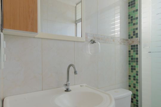 Banheiro social de apartamento à venda com 2 quartos, 60m² em Ipiranga, São Paulo