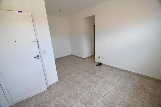 Sala de apartamento para alugar com 3 quartos, 72m² em Jardim Flamboyant, Campinas