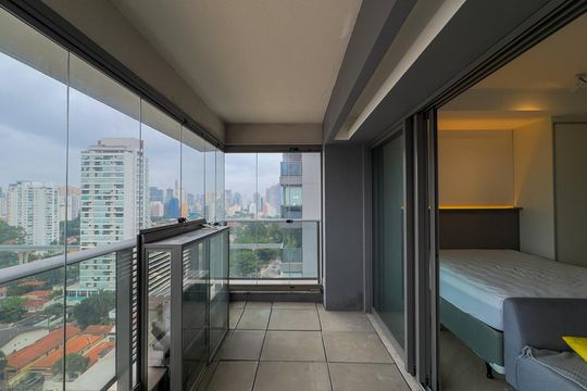 Sacada de kitnet/studio para alugar com 1 quarto, 43m² em Brooklin Paulista, São Paulo