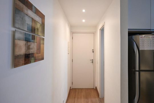 Hall de Entrada de apartamento para alugar com 3 quartos, 102m² em Lar São Paulo, São Paulo