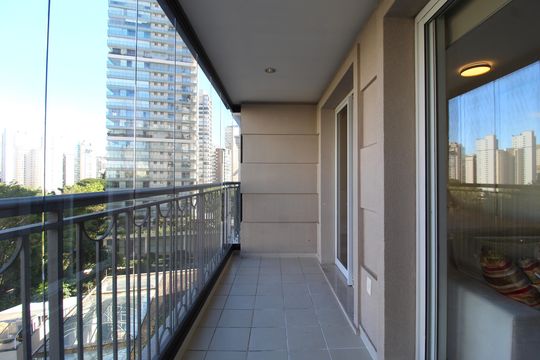 Varanda de apartamento para alugar com 1 quarto, 50m² em Vila Nova Conceição, São Paulo