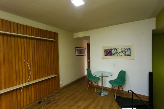Sala de apartamento para alugar com 1 quarto, 58m² em Vila Andrade, São Paulo
