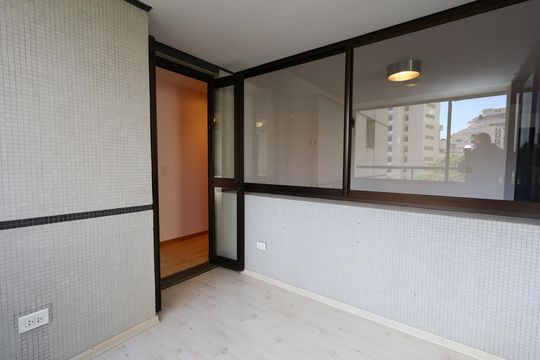 Varanda de apartamento para alugar com 3 quartos, 185m² em Real Parque, São Paulo