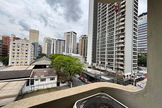 Varanda de apartamento à venda com 2 quartos, 69m² em Vila Olímpia, São Paulo