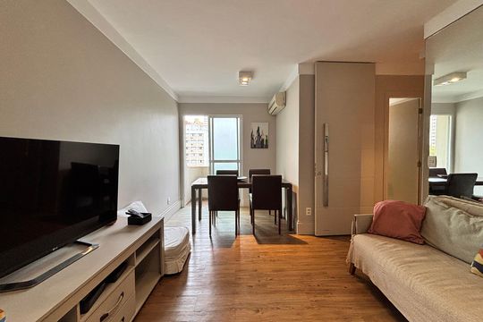 Sala de apartamento para alugar com 2 quartos, 69m² em Vila Olímpia, São Paulo