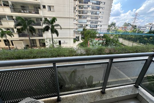 Varanda da Sala de apartamento à venda com 1 quarto, 49m² em Alphaville Industrial, Barueri